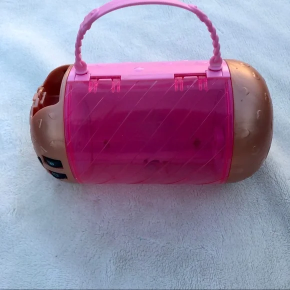 LOL surprise Case w/ Password Lock - Picture 5 of 5